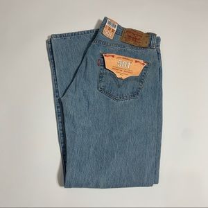 Men’s 501 Levis light wash denim jeans straight leg button fly NWT